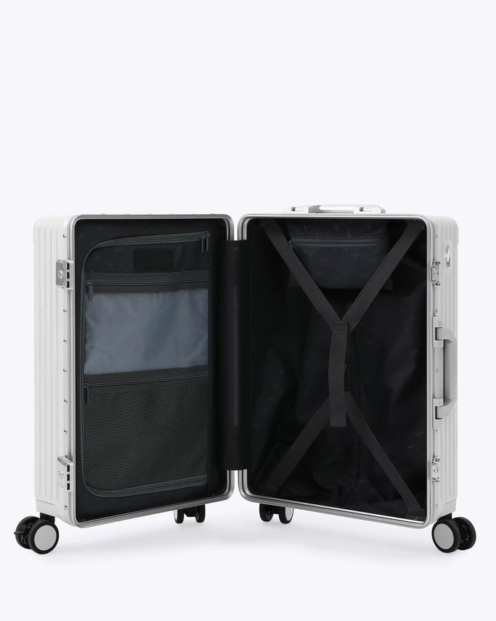 Carry-On: All-In-One Classic