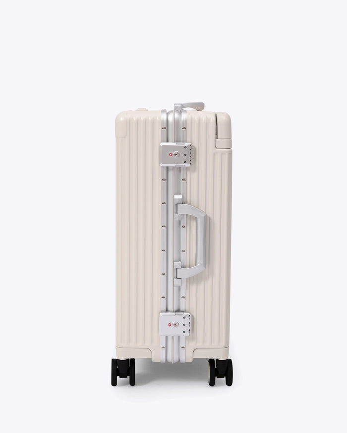 Carry-On: All-in-One Wide Handle