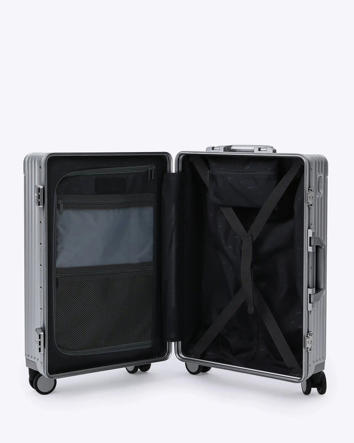 Carry-On: All-In-One Classic